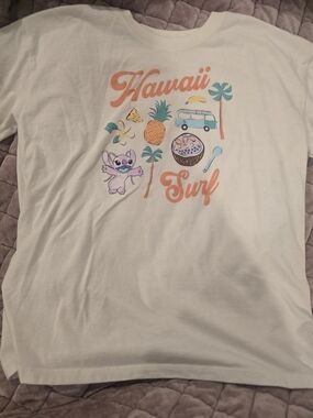 Old Navy White Kids Hawaii Surf Graphic Tee with Coral & Teal Accents